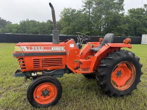Kubota L2550 Image