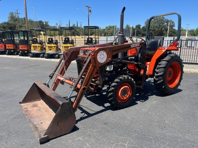 Image of Kubota L2550 equipment image 1
