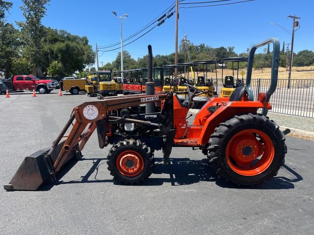 Image of Kubota L2550 equipment image 2