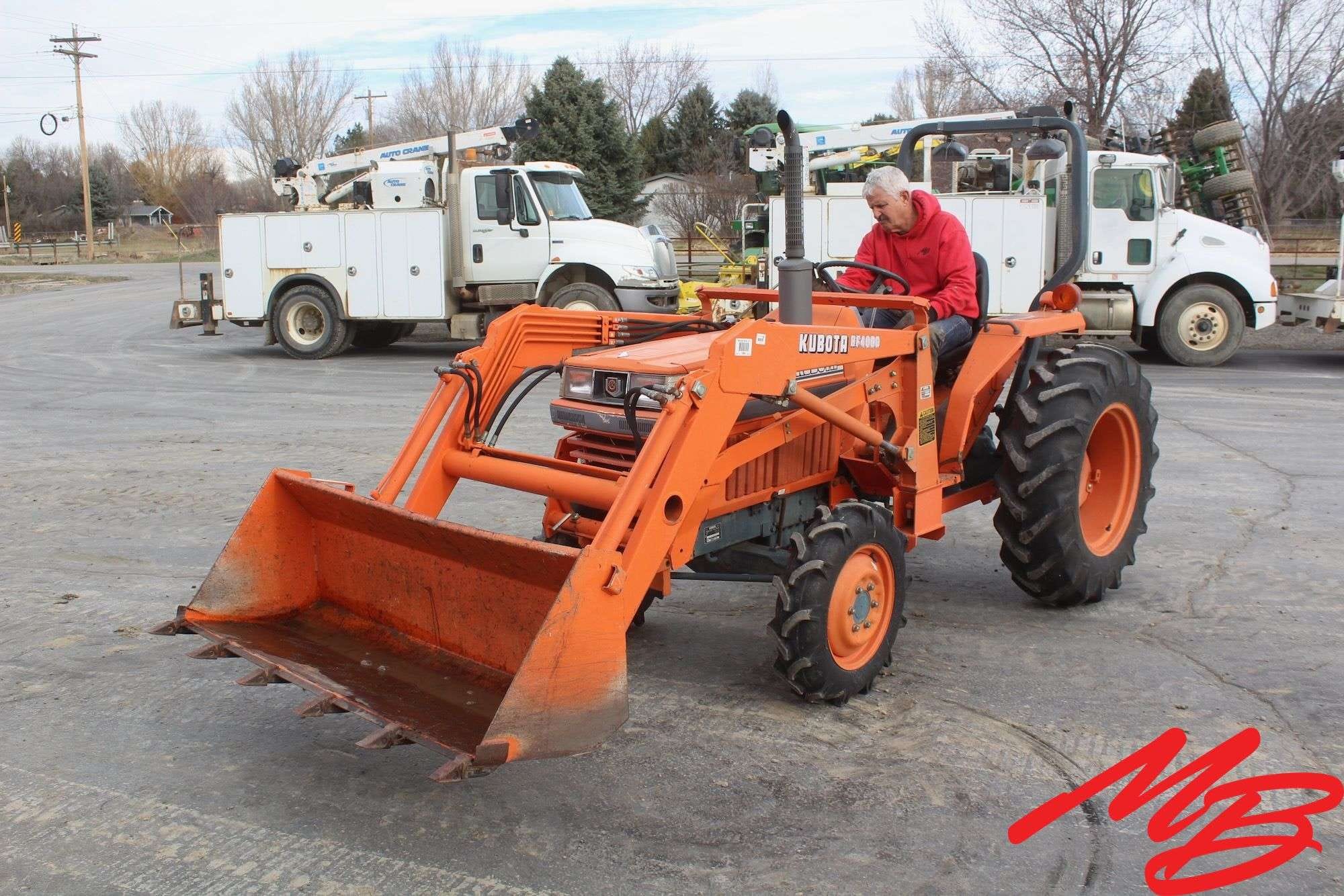 Kubota L2550 Equipment Image0