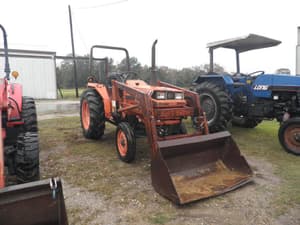 SOLD - Kubota L2550 with loader Tractors with 29 HP | Tractor Zoom