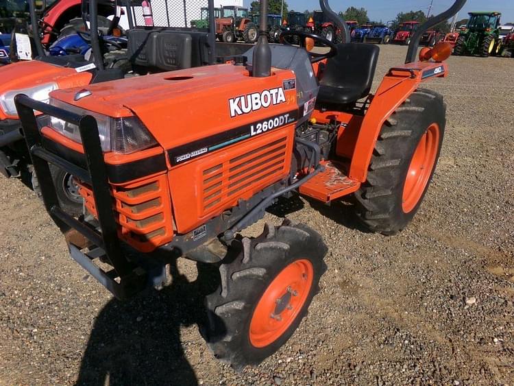 Kubota L2600 Tractors Less than 40 HP for Sale | Tractor Zoom