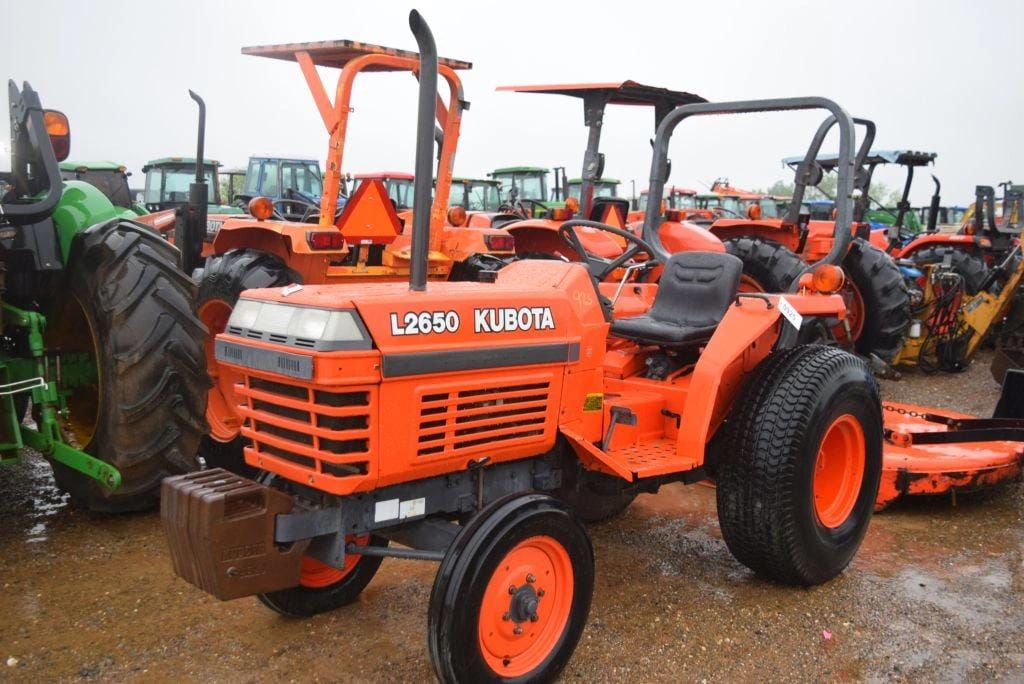 Main image Kubota L2650