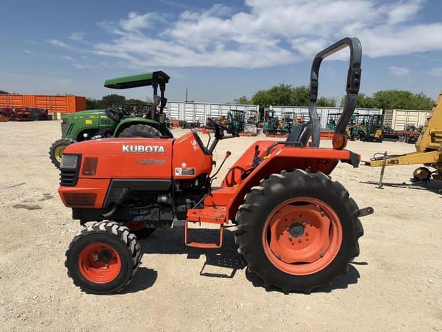 Image of Kubota L2800 equipment image 1