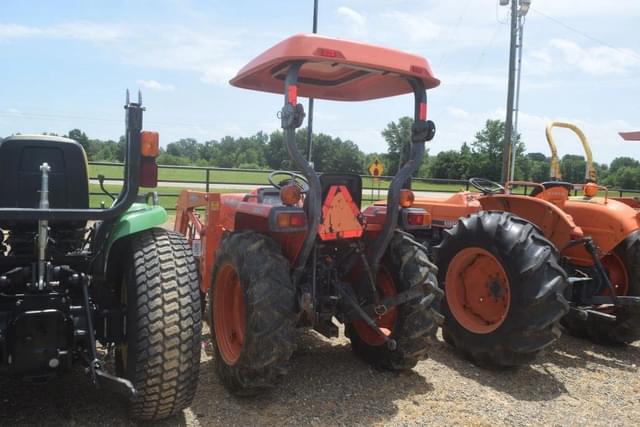 Image of Kubota L2800 equipment image 1