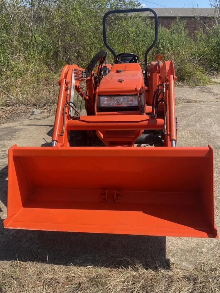 Kubota L2800 Tractors Less than 40 HP for Sale Tractor Zoom