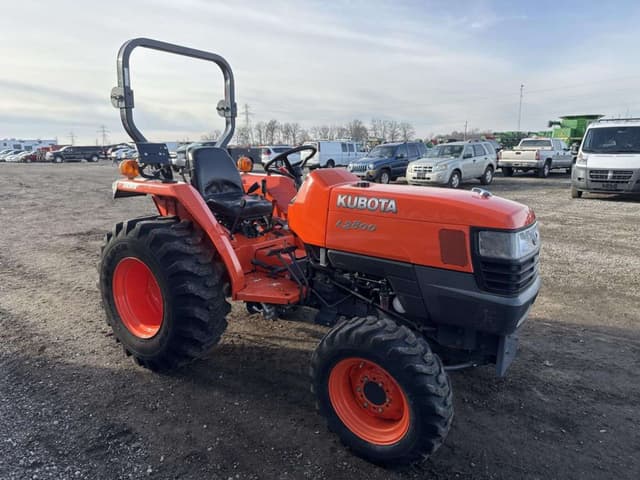 Image of Kubota L2800 equipment image 3