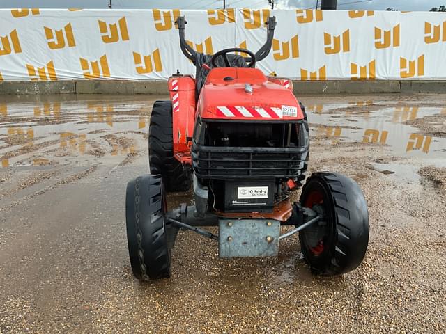 Image of Kubota L2800DT equipment image 1