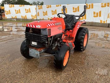 Main image Kubota L2800