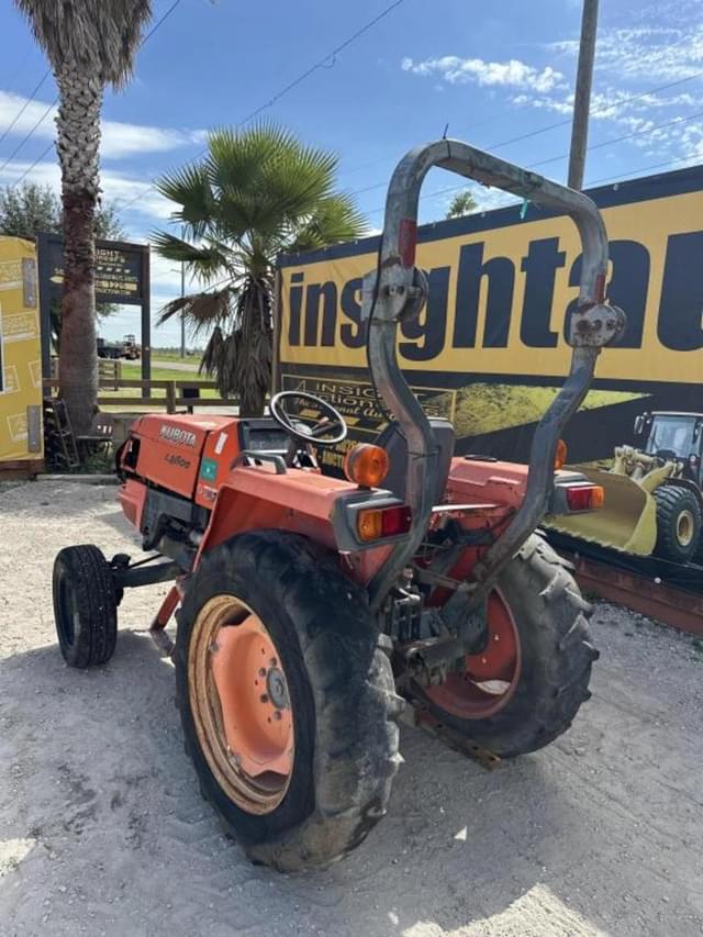 Image of Kubota L2800 equipment image 1