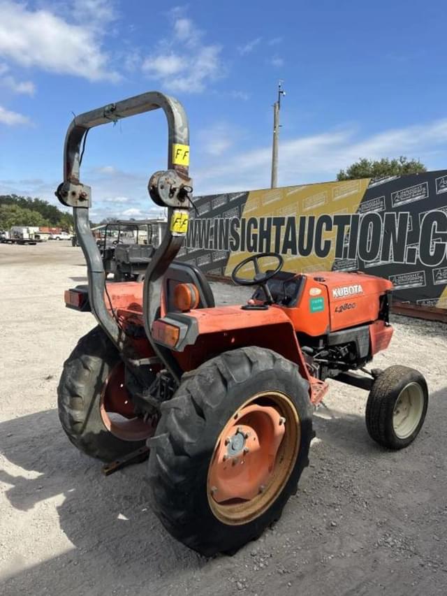 Image of Kubota L2800 equipment image 3