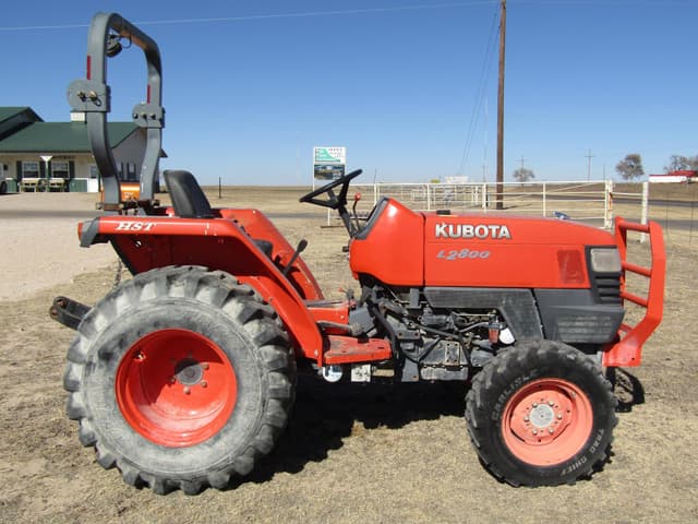 Image of Kubota L2800 equipment image 1