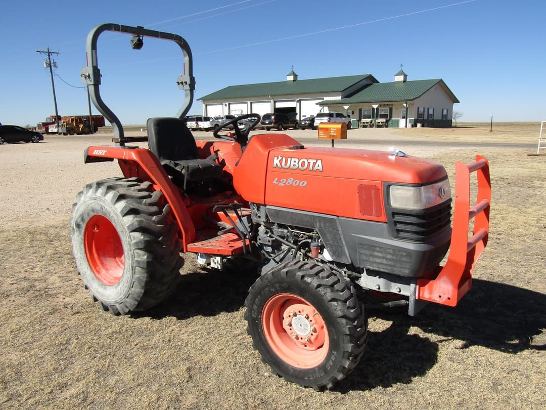 Image of Kubota L2800 Primary image