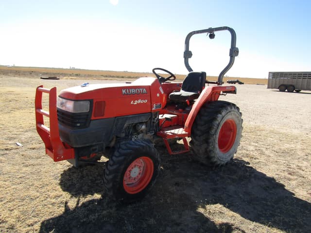 Image of Kubota L2800 equipment image 3