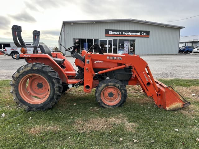 Image of Kubota L2800 equipment image 3