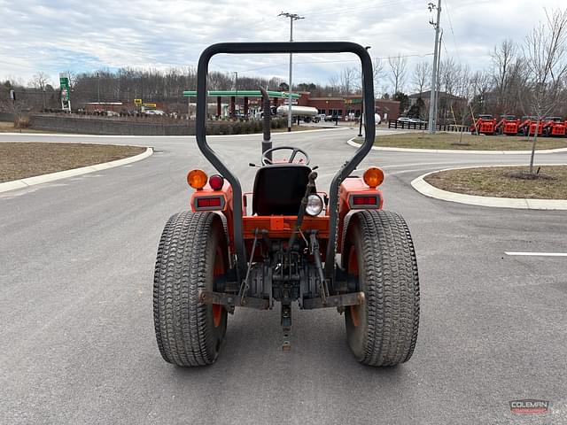 Image of Kubota L2850 equipment image 4