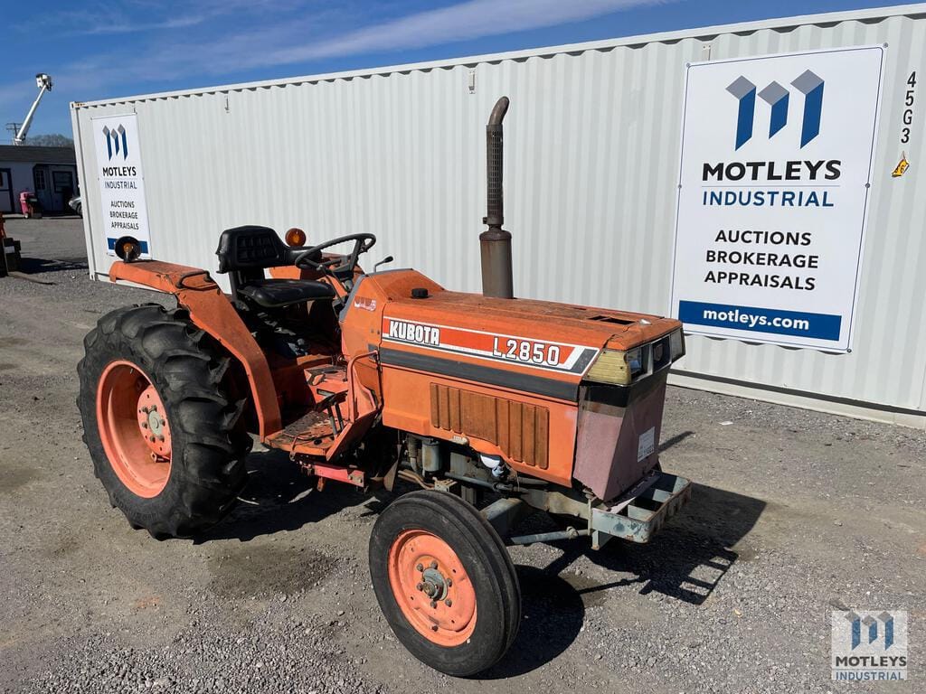 Main image Kubota L2850