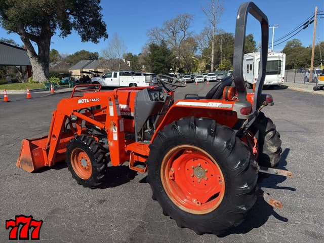 Image of Kubota L2900 equipment image 2
