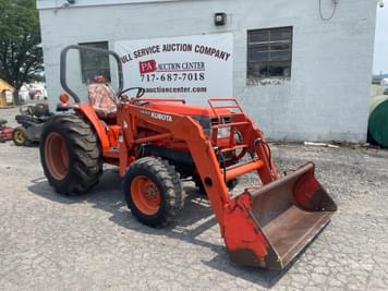 Main image Kubota L2900