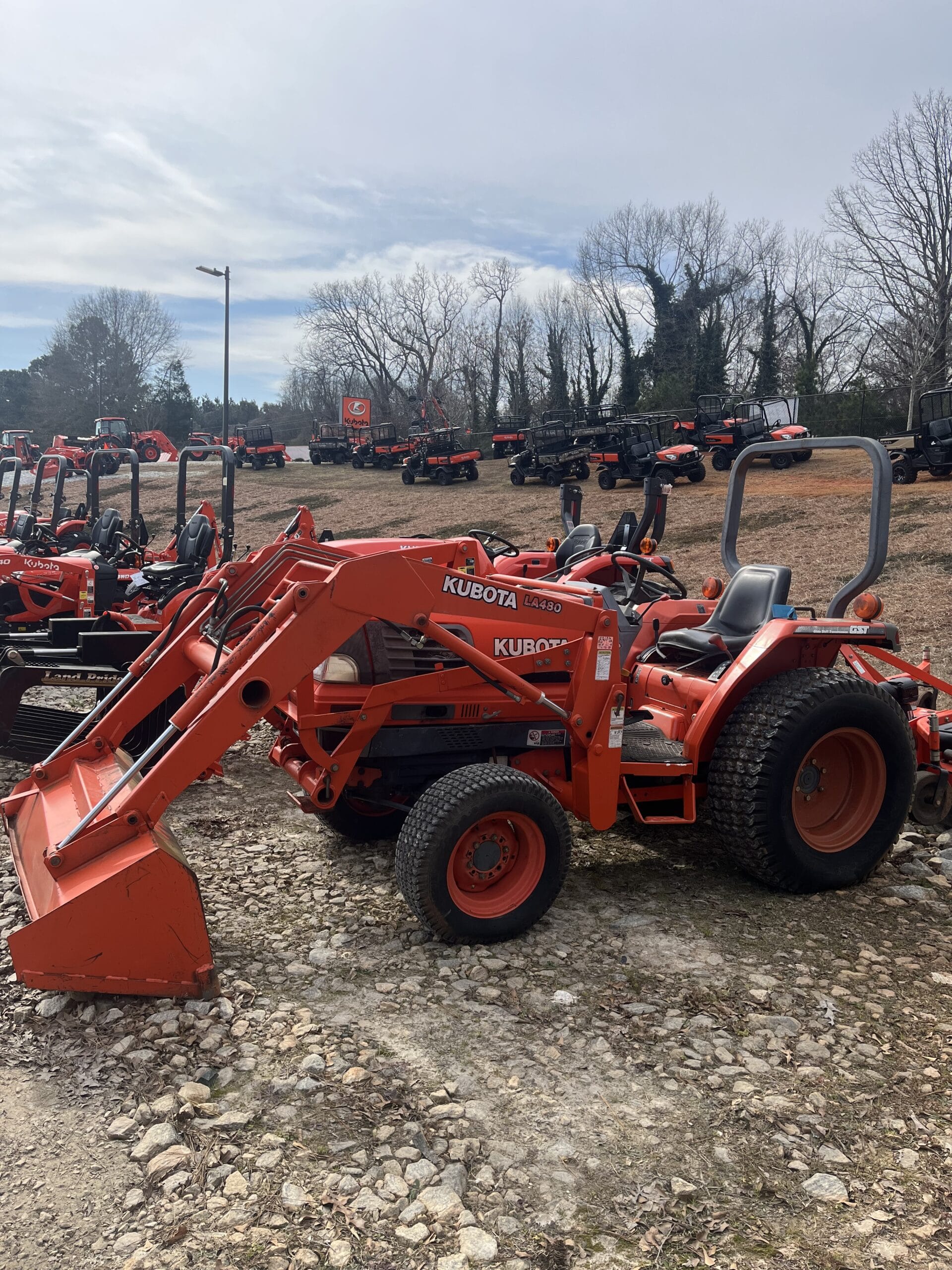 Kubota L2900DT Equipment Image0