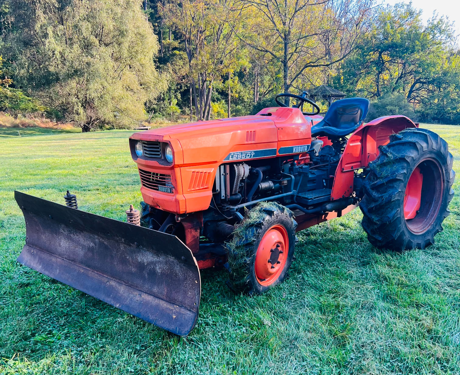 Main image Kubota L295DT