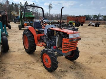 Main image Kubota L3000