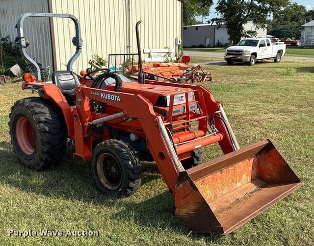 Image of Kubota L3000DT equipment image 2