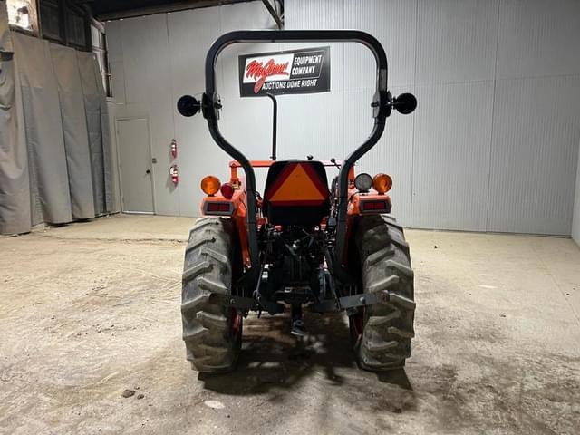 Image of Kubota L3000DT equipment image 3