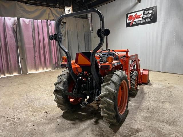 Image of Kubota L3000DT equipment image 4