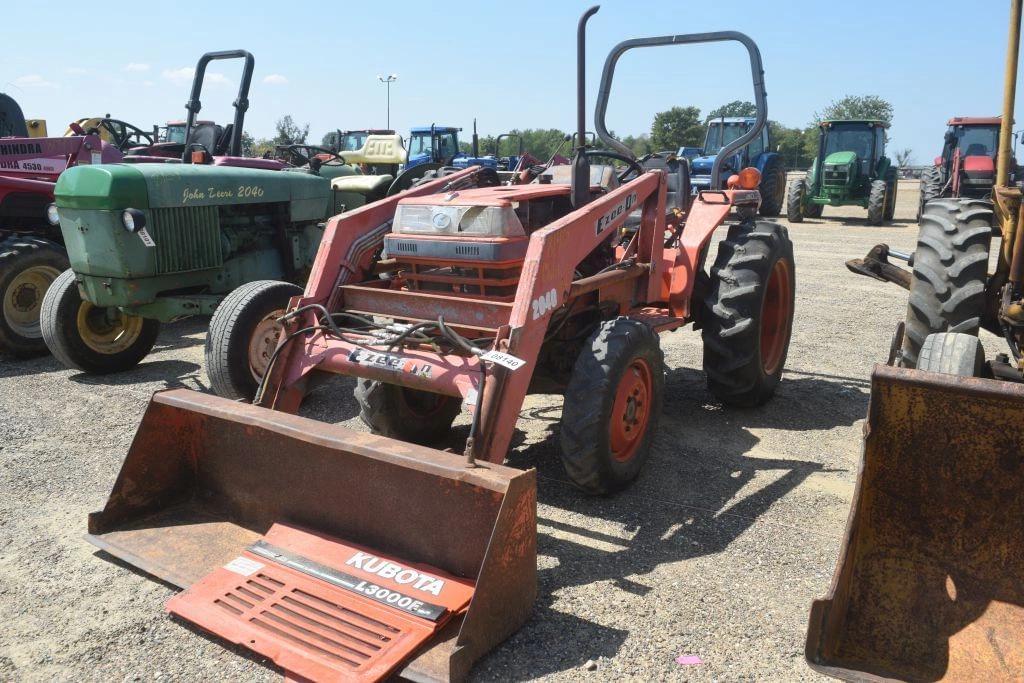 Image of Kubota L3000F Primary image
