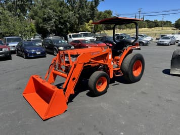 Main image Kubota L3010