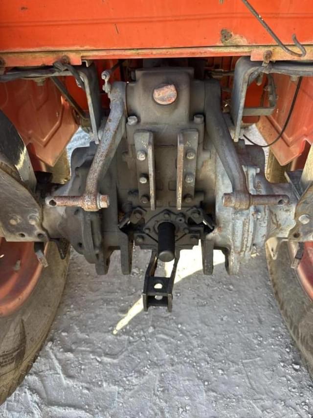 Image of Kubota L3010 equipment image 2
