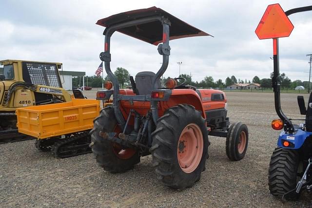 Image of Kubota L3130 equipment image 2