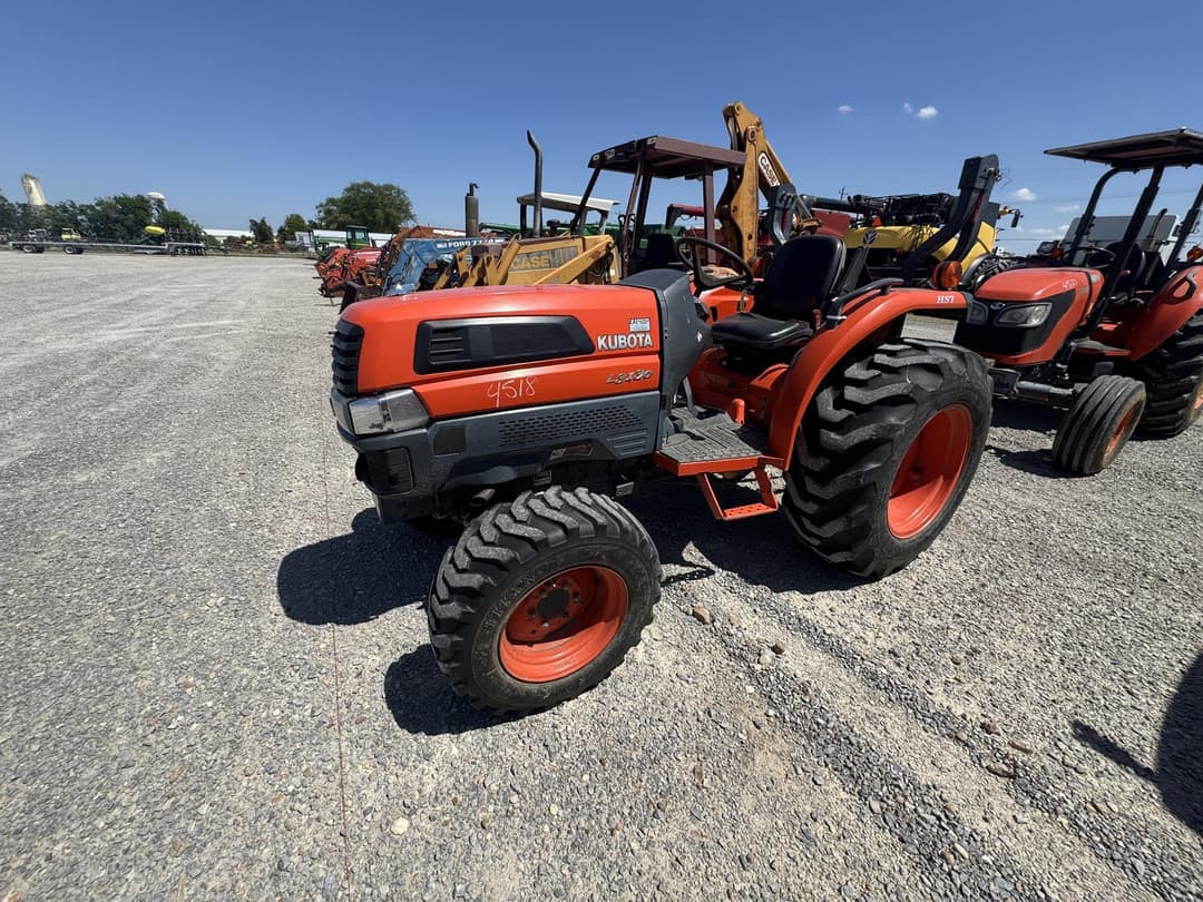 Image of Kubota L3130 Primary image