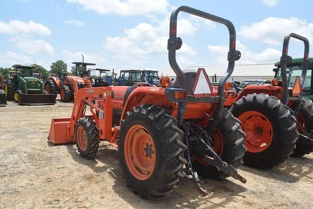 Image of Kubota L3130 equipment image 1