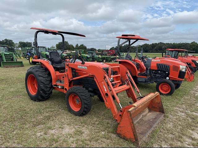 Image of Kubota L3130 equipment image 3