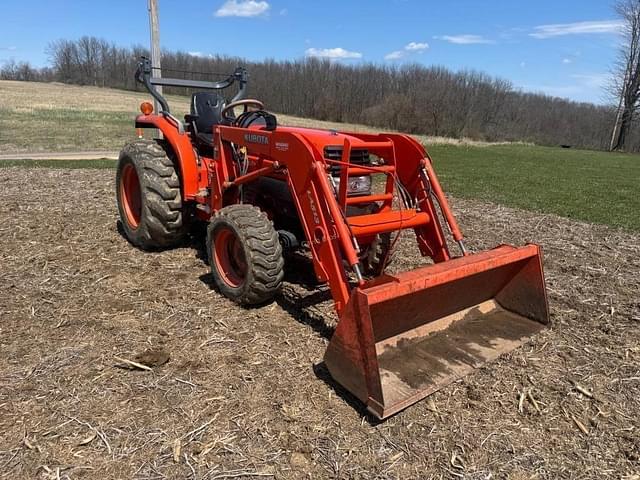 Image of Kubota L3130 equipment image 3