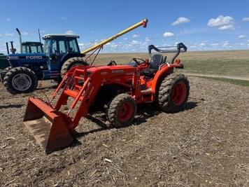 Main image Kubota L3130