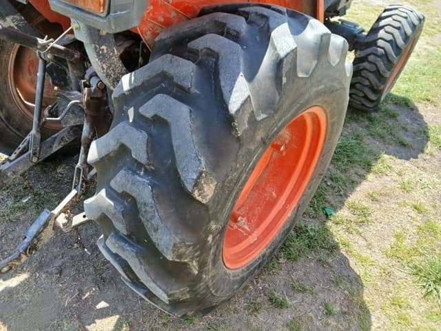 Image of Kubota L3130 equipment image 4