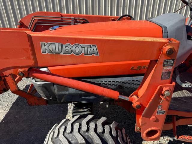 Image of Kubota L3130 equipment image 4
