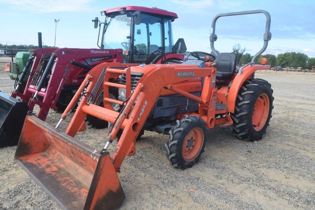Image of Kubota L3130D Primary image