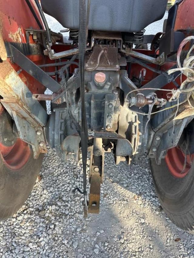 Image of Kubota L3200 equipment image 2