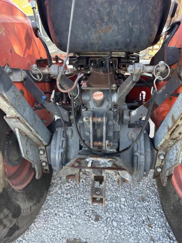Image of Kubota L3200 equipment image 2