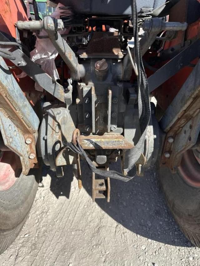 Image of Kubota L3200 equipment image 2