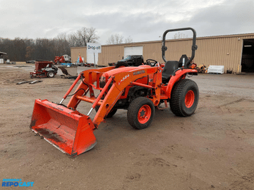Main image Kubota L3200