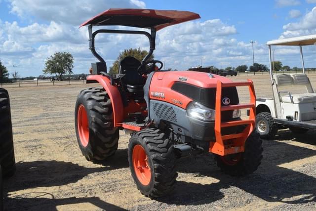 Image of Kubota L3240 equipment image 3
