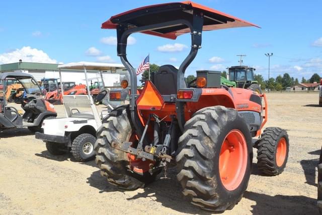 Image of Kubota L3240 equipment image 2