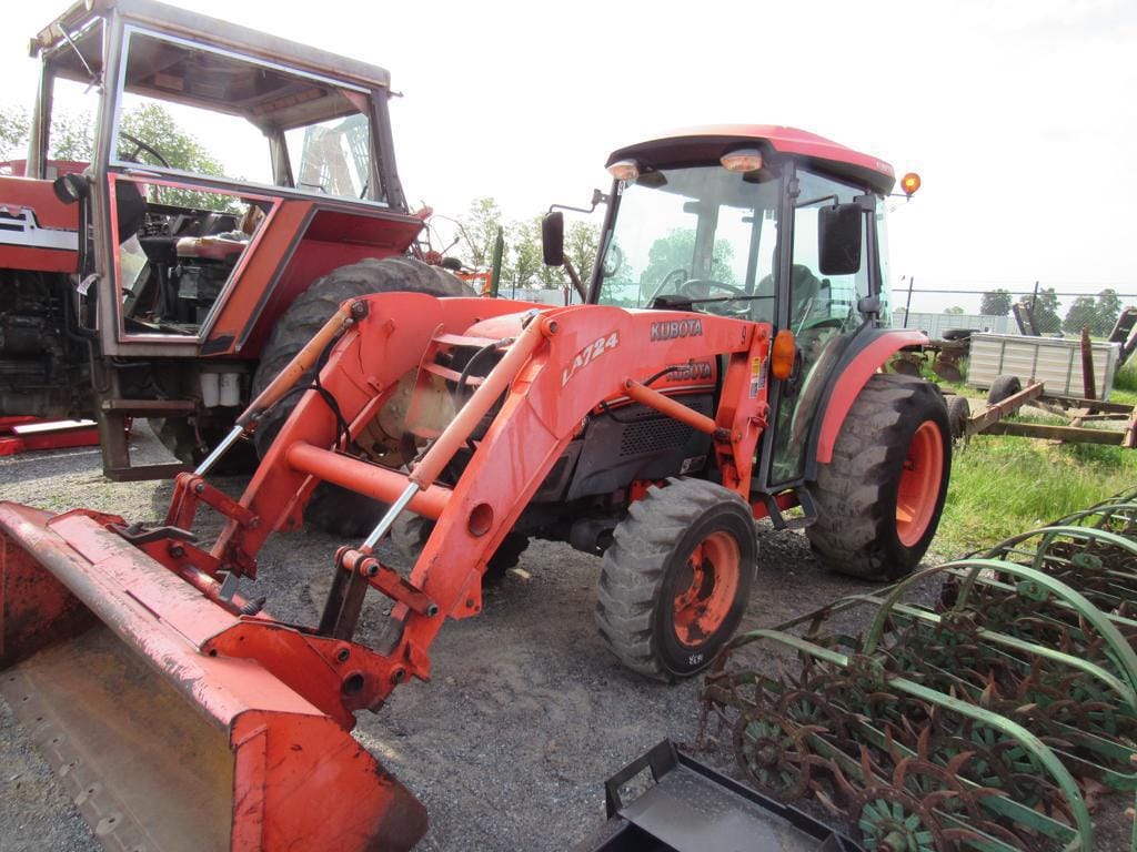 Main image Kubota L3240