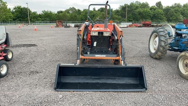 Image of Kubota L3250 equipment image 1