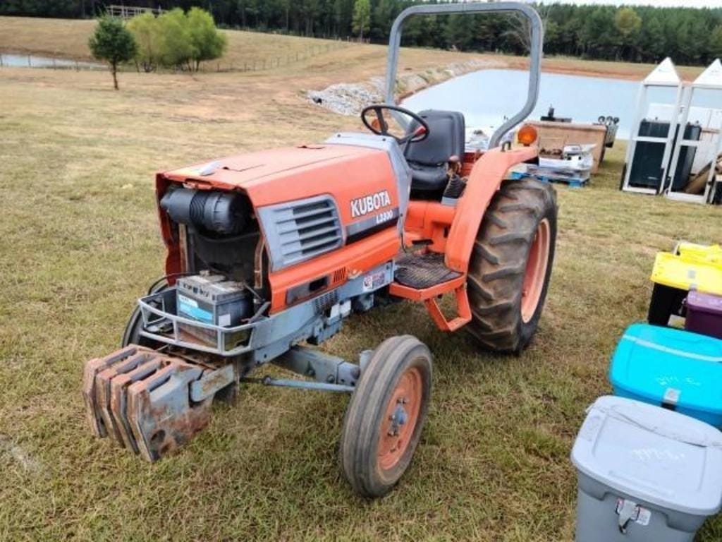 Main image Kubota L3300